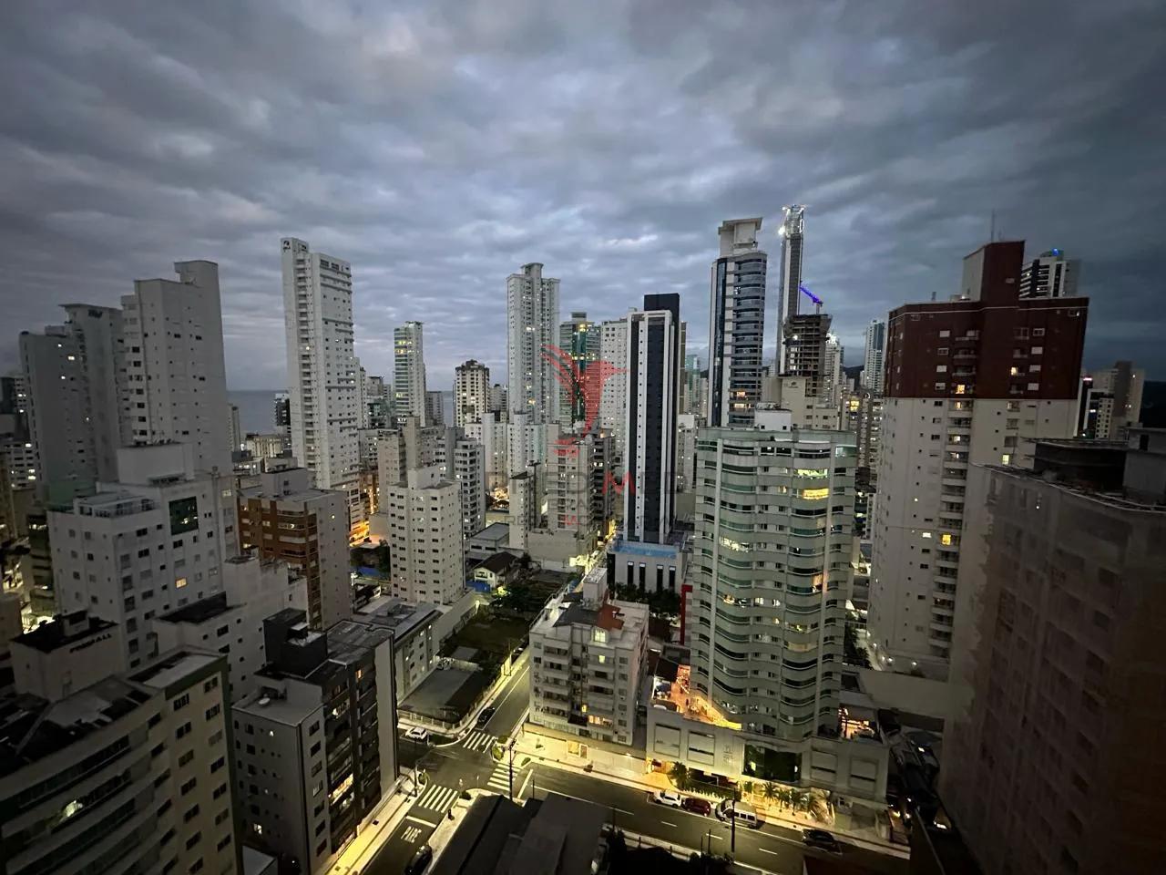 Exclusividade e Vista Livre no 21&ordm; Andar  - - 