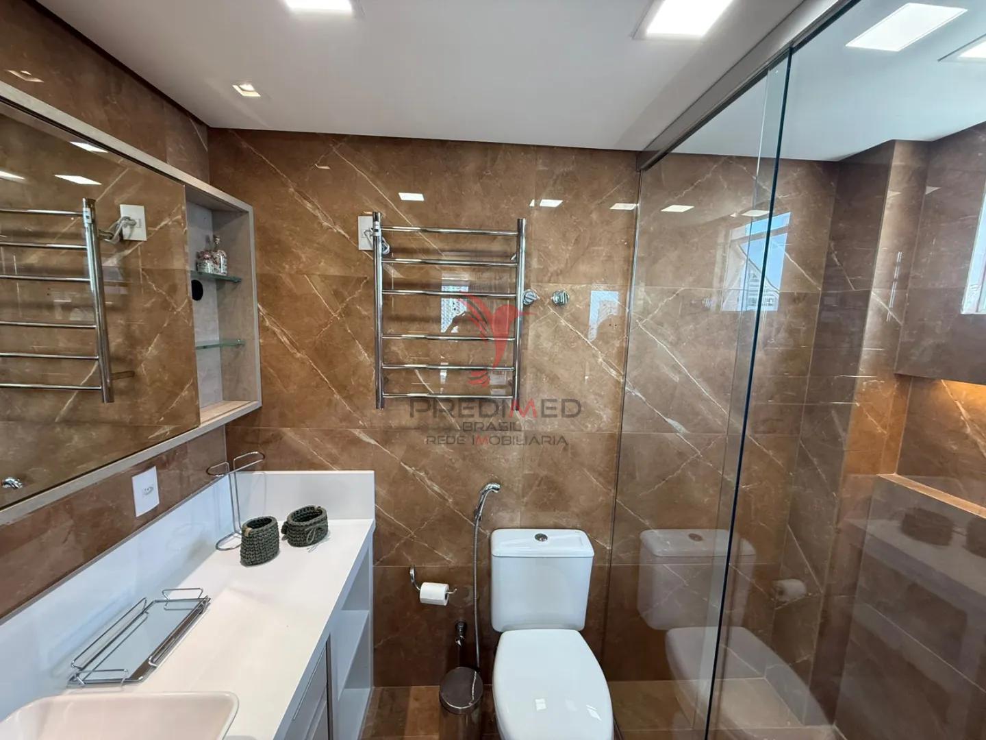 Exclusividade e Vista Livre no 21&ordm; Andar  - - 