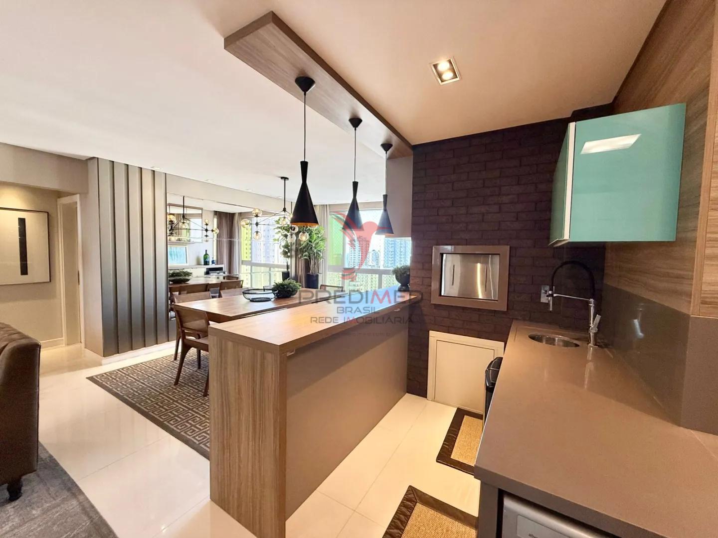 Exclusividade e Vista Livre no 21&ordm; Andar  - - 