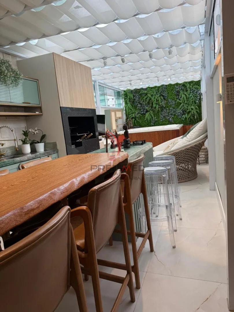 Exclusividade e Conforto no Cora&ccedil;&atilde;o de Balne&aacute;rio Cambori&uacute;  Balneário Camboriú - 