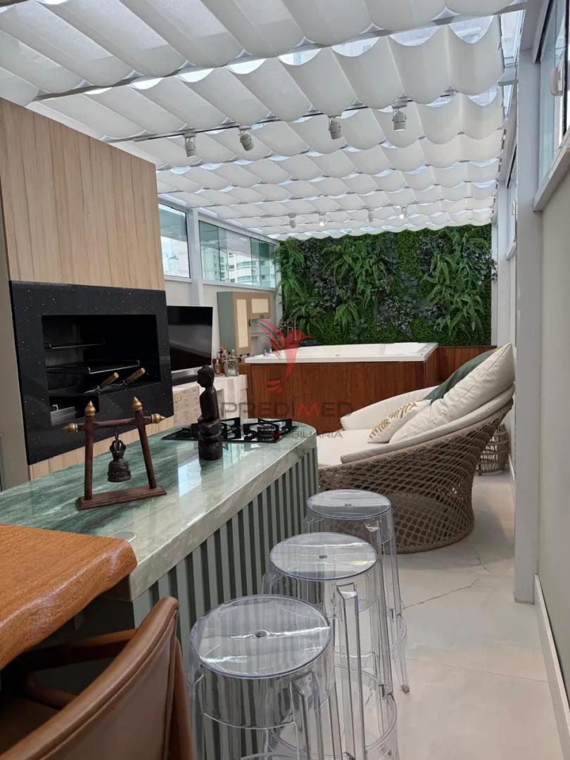 Exclusividade e Conforto no Cora&ccedil;&atilde;o de Balne&aacute;rio Cambori&uacute;  Balneário Camboriú - 