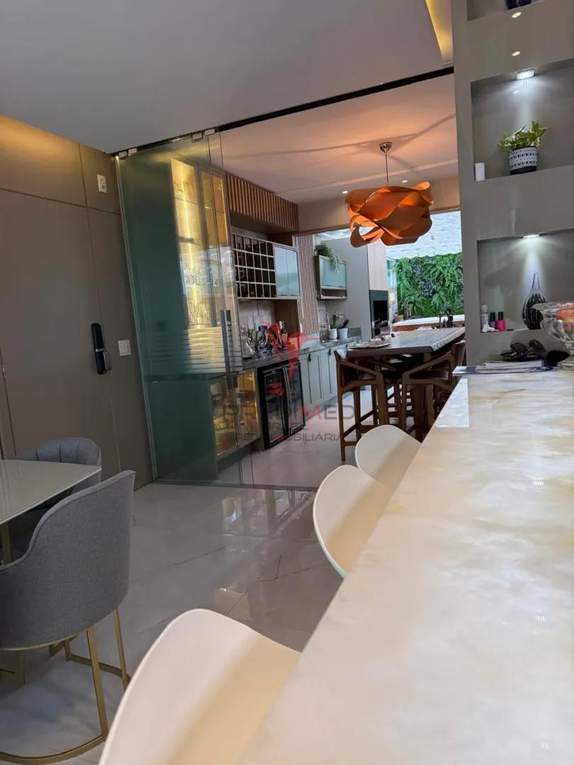 Exclusividade e Conforto no Cora&ccedil;&atilde;o de Balne&aacute;rio Cambori&uacute;  Balneário Camboriú - 