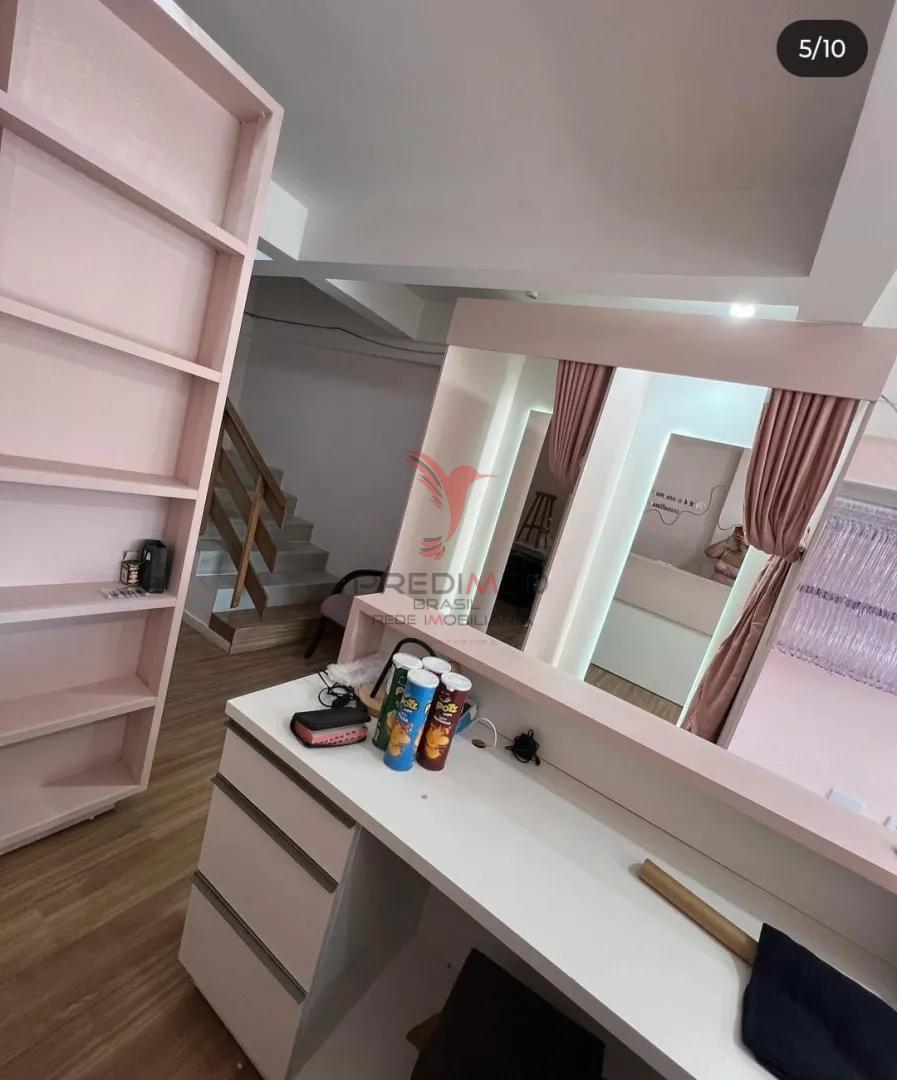 Oportunidade Estrat&eacute;gica: Sala Comercialcom Mezanino  no Ed. Santino  - - 