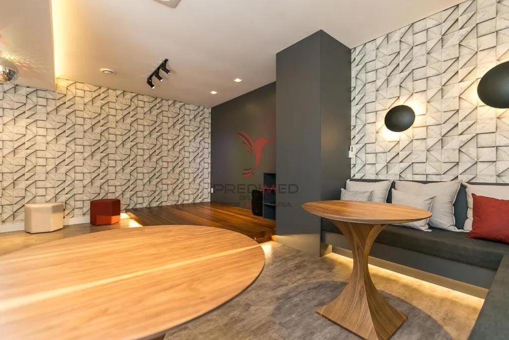 Viva a Experi&ecirc;ncia Club House no Cora&ccedil;&atilde;o da Praia Brava Rua Delfim Mário de Pádua Peixoto - - 