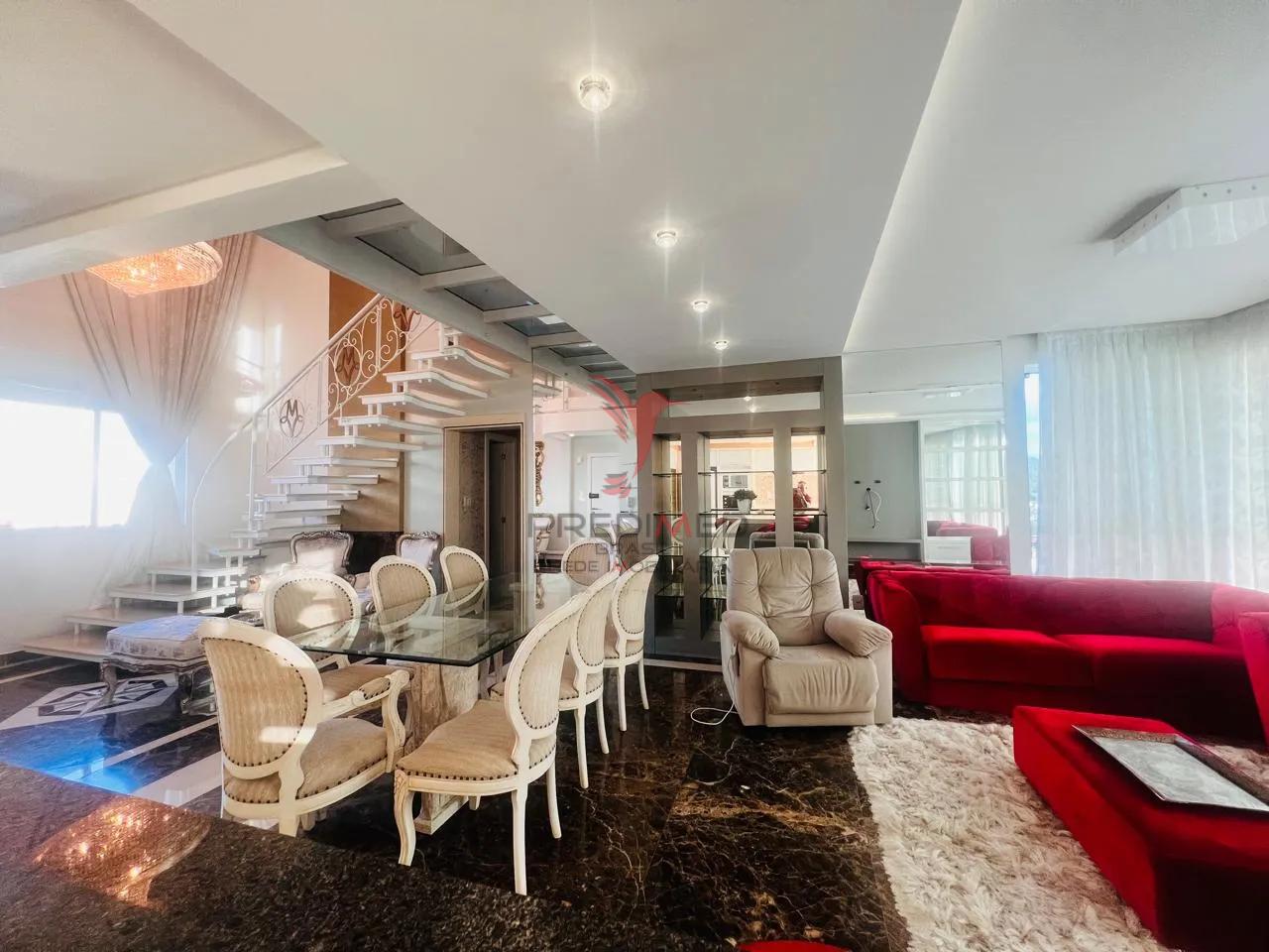 Viver no Topo: Cobertura Duplex com 260m&sup2;, 4 Su&iacute;tes e Lazer de Resort no Jardim Atl&acirc;ntico Rua 2850 - - 