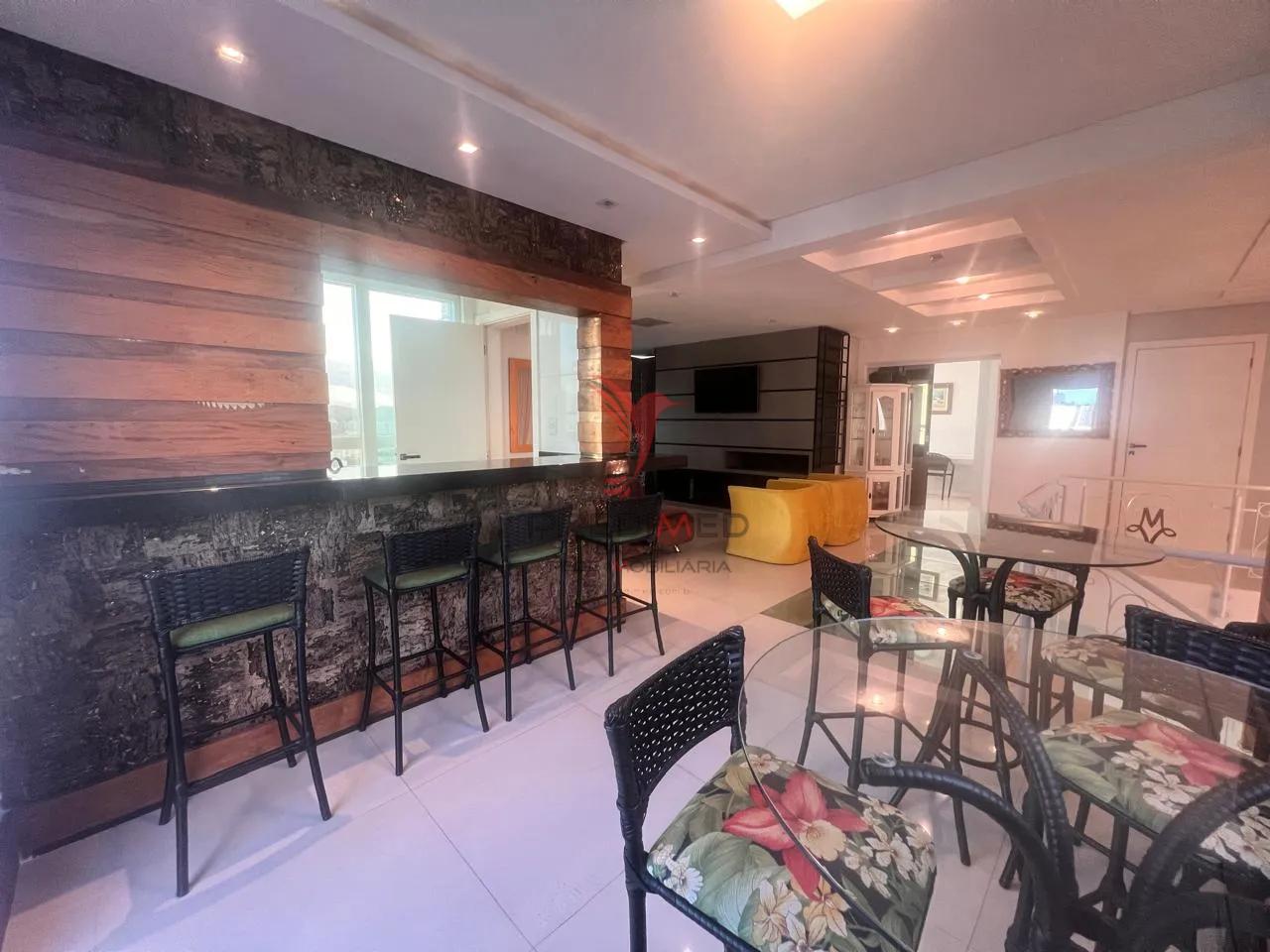 Viver no Topo: Cobertura Duplex com 260m&sup2;, 4 Su&iacute;tes e Lazer de Resort no Jardim Atl&acirc;ntico Rua 2850 - - 