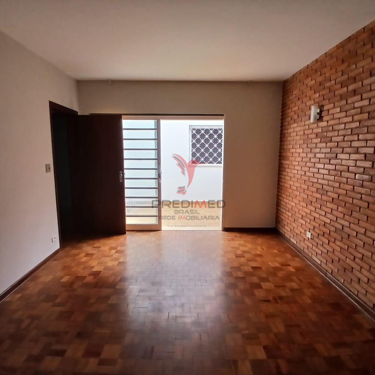 Vendo Im&oacute;vel Comercial diferenciado na Rua Samuel Neves em Piracicaba  Piracicaba - 