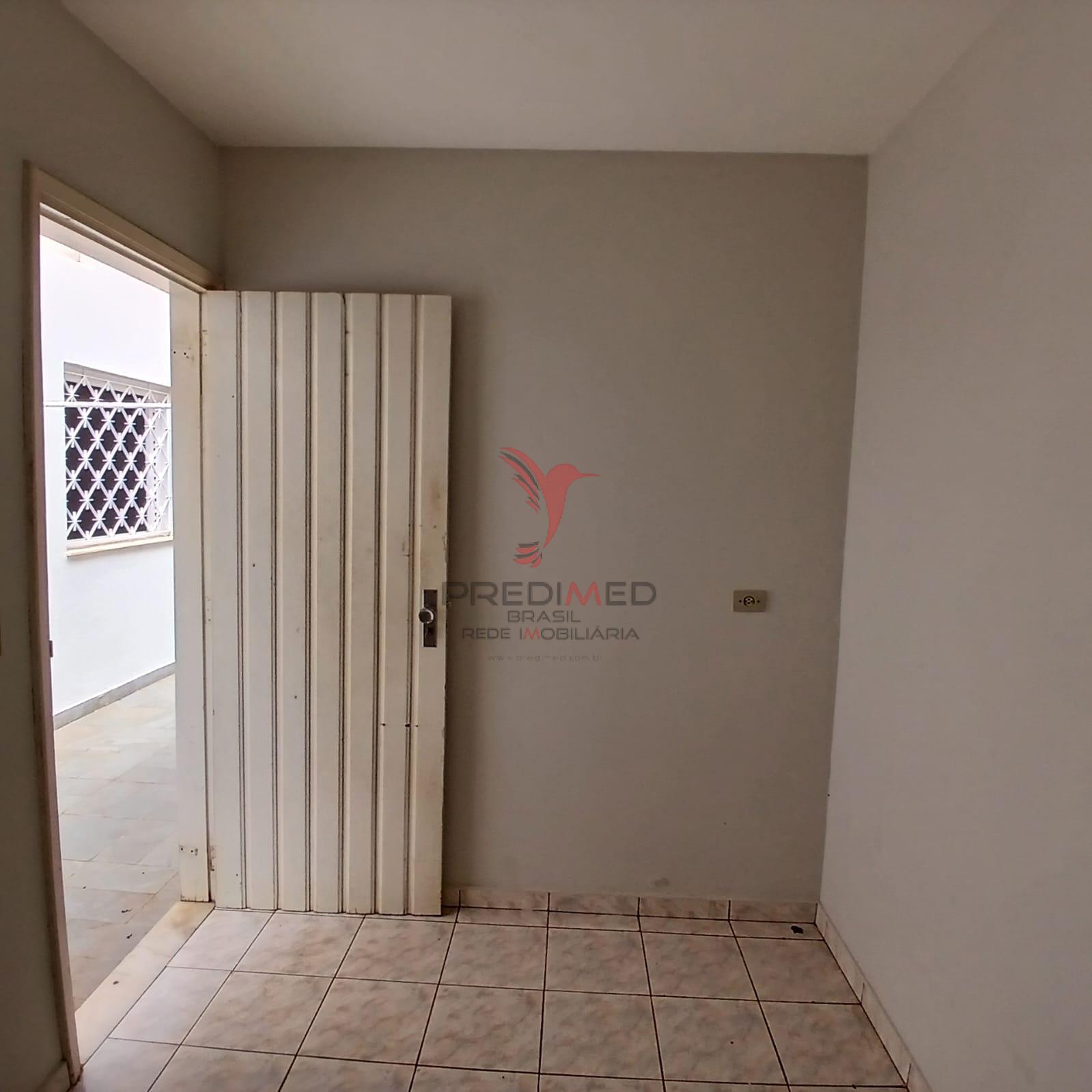 Vendo Im&oacute;vel Comercial diferenciado na Rua Samuel Neves em Piracicaba  Piracicaba - 