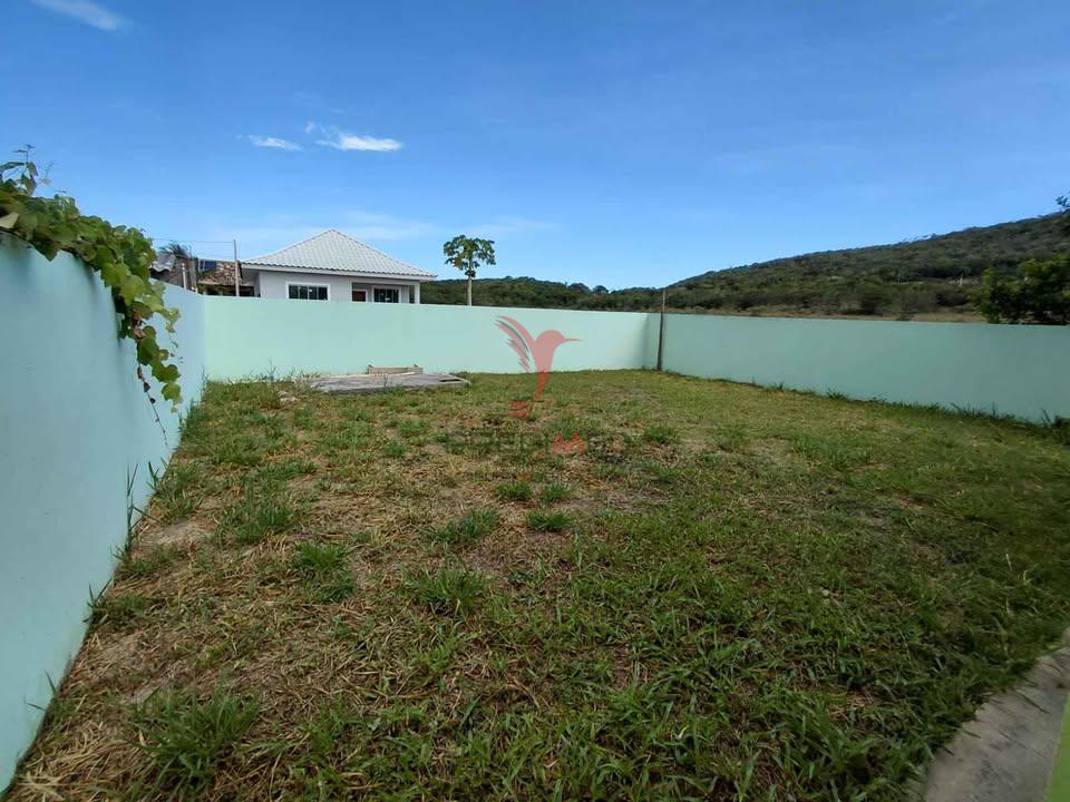 EXCELENTE CASA COM 3 QUARTOS APENAS R$ 300.000 Rua Taurus Iguaba Grande - 