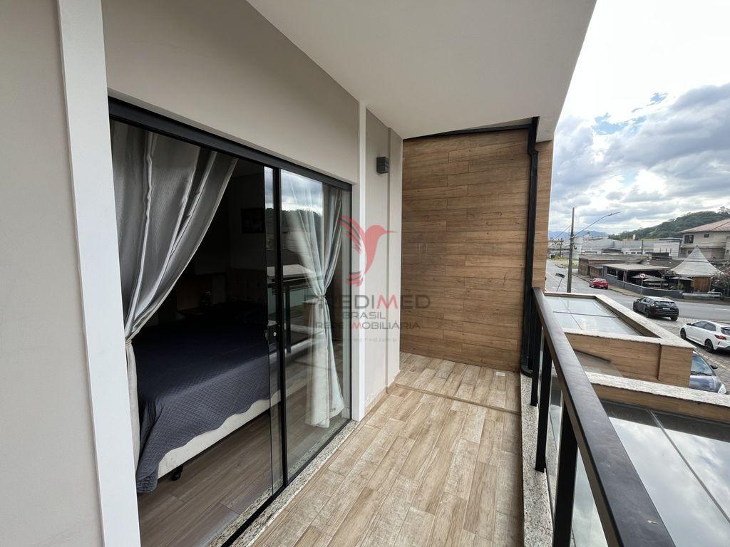 Sobrado geminado semi mobiliado Rua Domingos Sanson Jaraguá do Sul - 