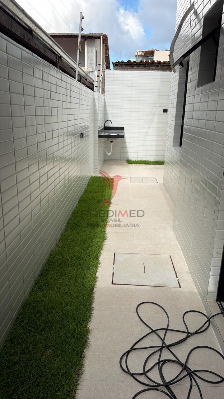 Apartamento no bairro Bessa t&eacute;rreo com piscina Avenida Marechal Hermes da Fonseca João Pessoa - 