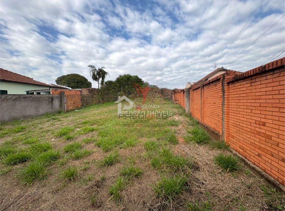 Lote/Terreno de 1300m&sup2; no bairro Centro, em Len&ccedil;&oacute;is Paulista  Lençóis Paulista - 