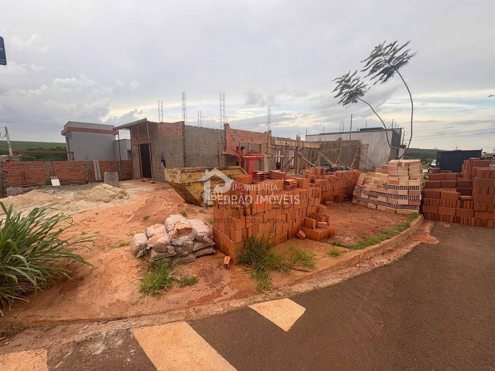 Lote/Terreno de 332m&sup2; no bairro Residencial Villacit&aacute; 2, em Len&ccedil;&oacute;is Paulista  Lençóis Paulista - 