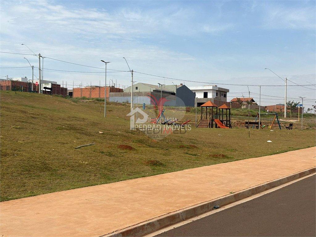 Lote/Terreno de 332m&sup2; no bairro Residencial Villacit&aacute; 2, em Len&ccedil;&oacute;is Paulista  Lençóis Paulista - 
