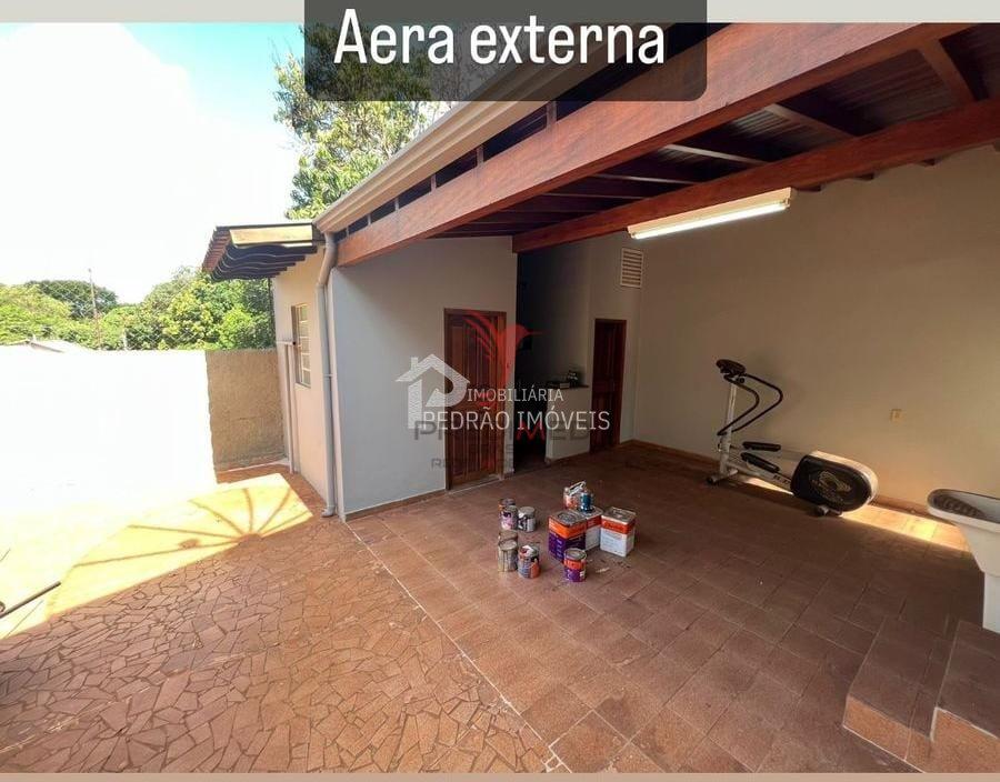 Casa de 3 quartos, 157m&sup2; no bairro Vila Antonieta I, em Len&ccedil;&oacute;is Paulista  Lençóis Paulista - 