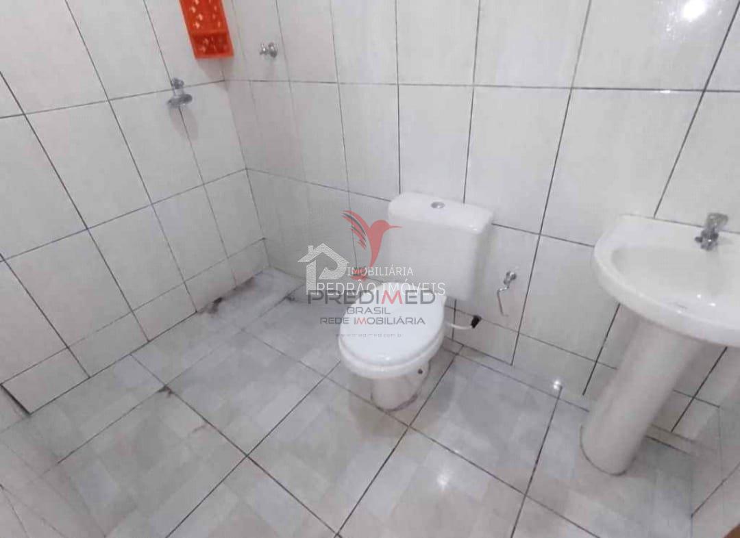 Casa de 2 quartos, 200m&sup2; no bairro N&uacute;cleo Habitacional Luis Zillo, em Len&ccedil;&oacute;is Paulista  Lençóis Paulista - 