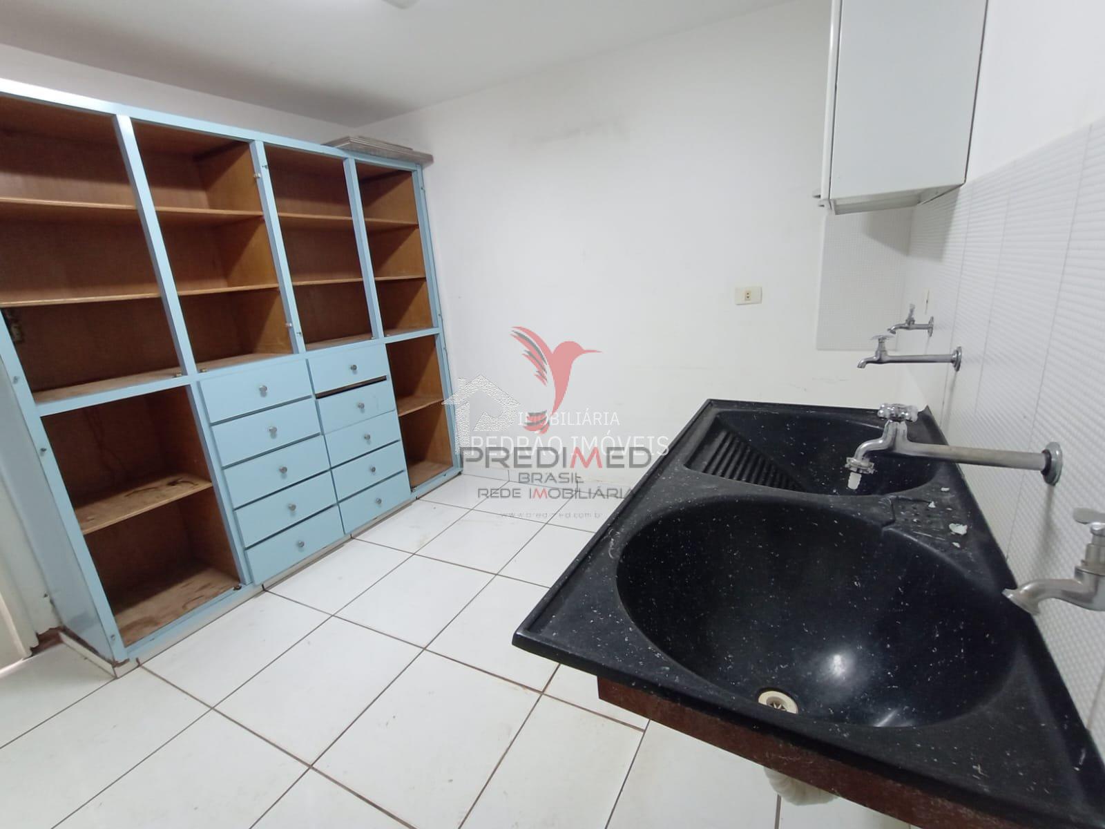 Casa de 3 quartos, 266m&sup2; no bairro Parque Residencial S&atilde;o Jos&eacute;, em Len&ccedil;&oacute;is Paulista  Lençóis Paulista - 