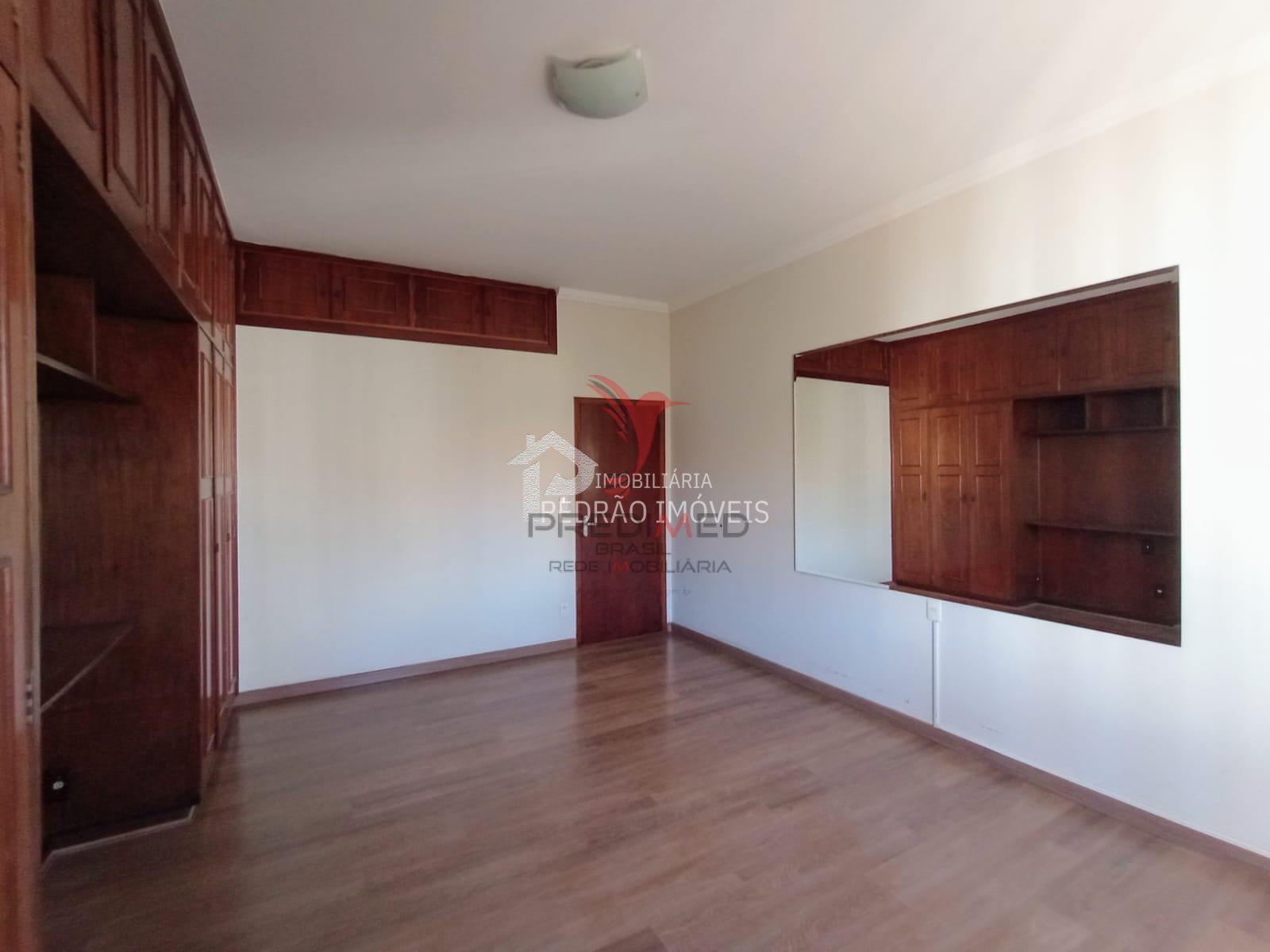 Casa de 3 quartos, 266m&sup2; no bairro Parque Residencial S&atilde;o Jos&eacute;, em Len&ccedil;&oacute;is Paulista  Lençóis Paulista - 