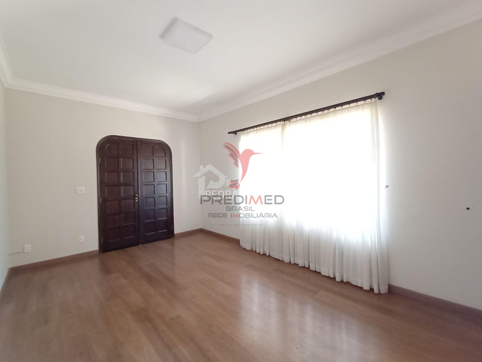 Casa de 3 quartos, 266m&sup2; no bairro Parque Residencial S&atilde;o Jos&eacute;, em Len&ccedil;&oacute;is Paulista  Lençóis Paulista - 