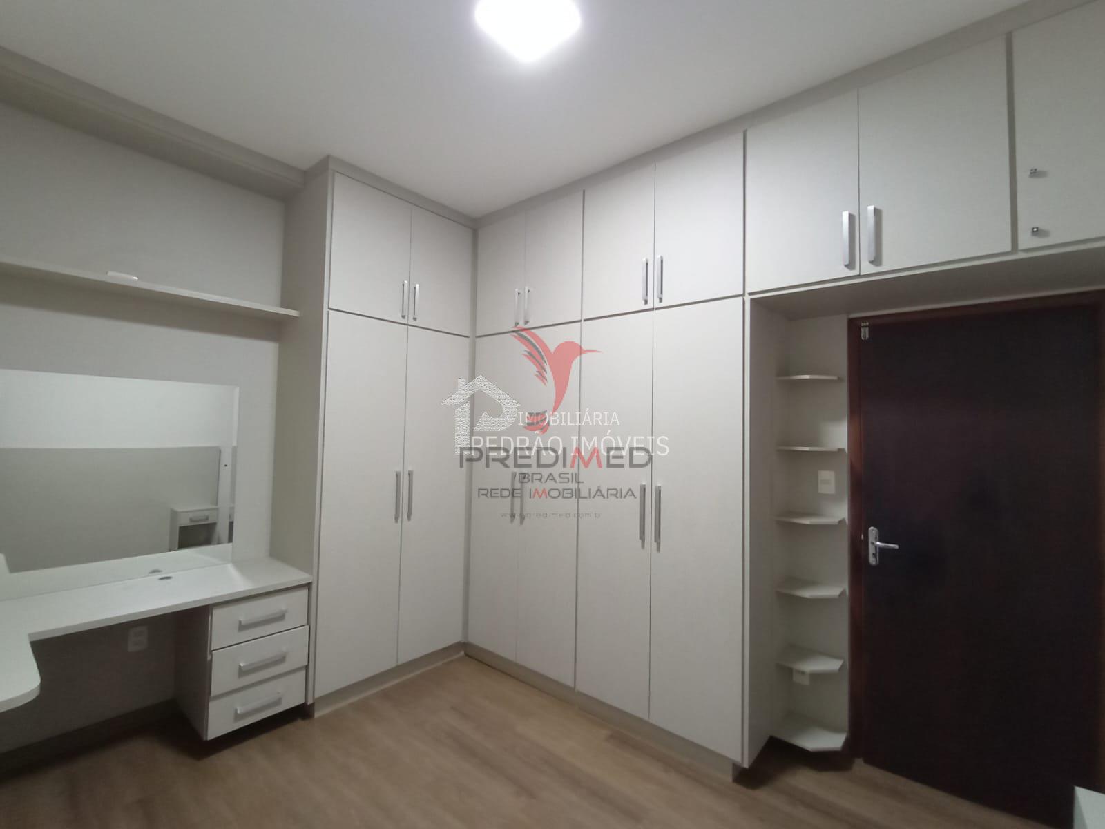 Casa de 3 quartos, 266m&sup2; no bairro Parque Residencial S&atilde;o Jos&eacute;, em Len&ccedil;&oacute;is Paulista  Lençóis Paulista - 