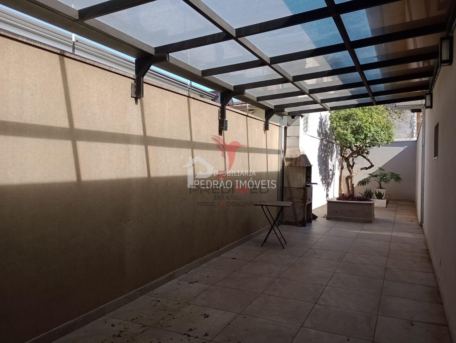 Casa de 3 quartos, 266m&sup2; no bairro Parque Residencial S&atilde;o Jos&eacute;, em Len&ccedil;&oacute;is Paulista  Lençóis Paulista - 