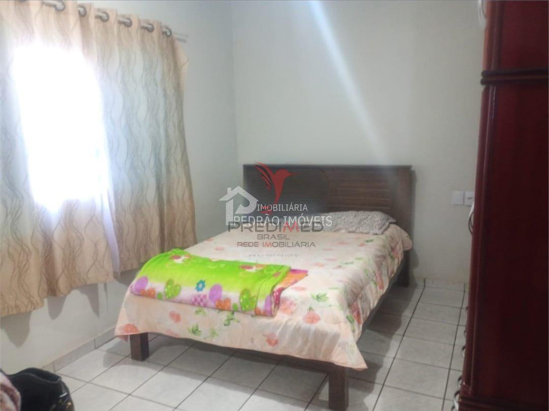 Casa de 3 quartos, 180m&sup2; no bairro Vila &Eacute;den, em Len&ccedil;&oacute;is Paulista  Lençóis Paulista - 