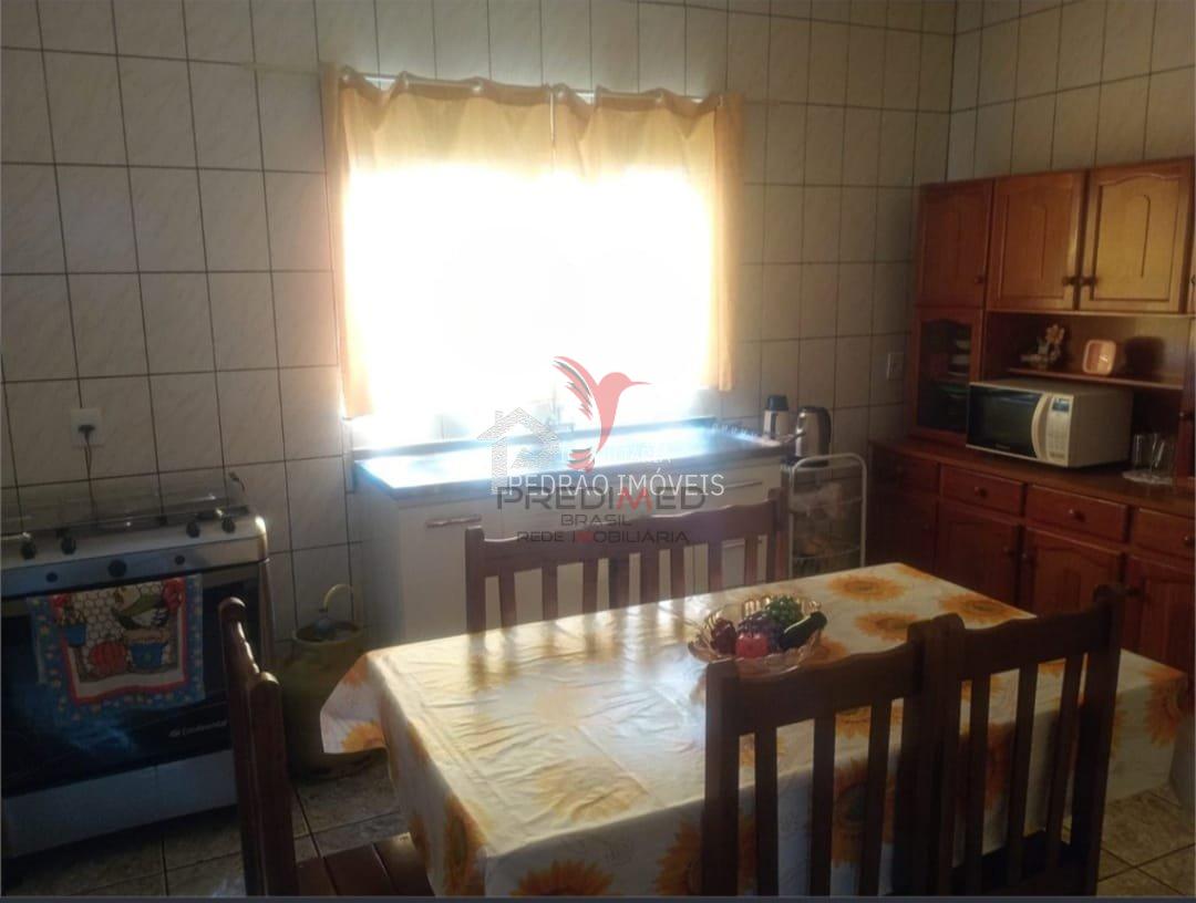 Casa de 3 quartos, 180m&sup2; no bairro Vila &Eacute;den, em Len&ccedil;&oacute;is Paulista  Lençóis Paulista - 