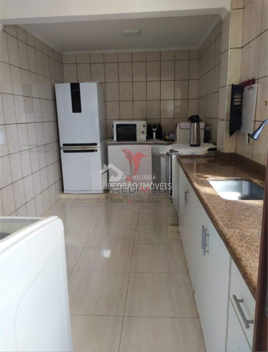 Apartamento de 4 quartos, 114m&sup2; no bairro Jardim Ubirama, em Len&ccedil;&oacute;is Paulista  Lençóis Paulista - 