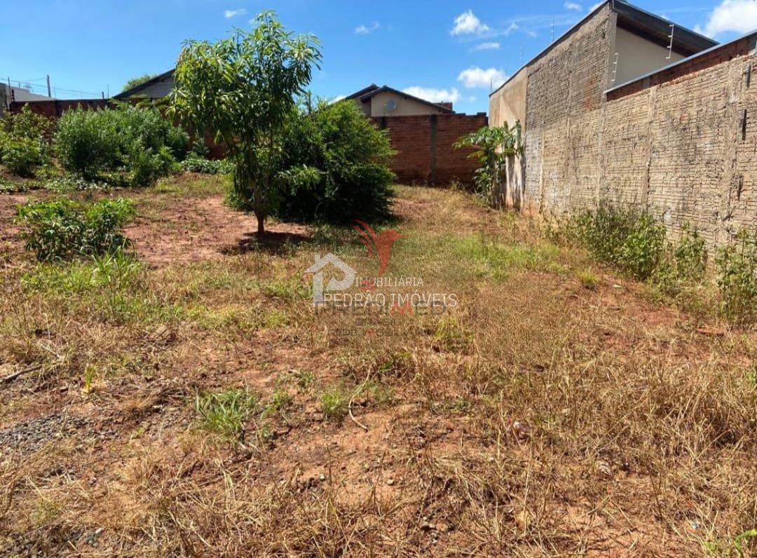 Lote/Terreno de 208m&sup2; no bairro Jardim Maria Luiza Iv, em Len&ccedil;&oacute;is Paulista  Lençóis Paulista - 