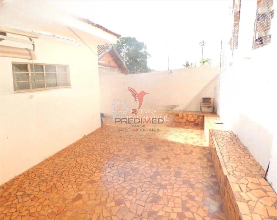 Casa de 3 quartos, 330m&sup2; no bairro Jardim Morumbi, em Len&ccedil;&oacute;is Paulista  Lençóis Paulista - 