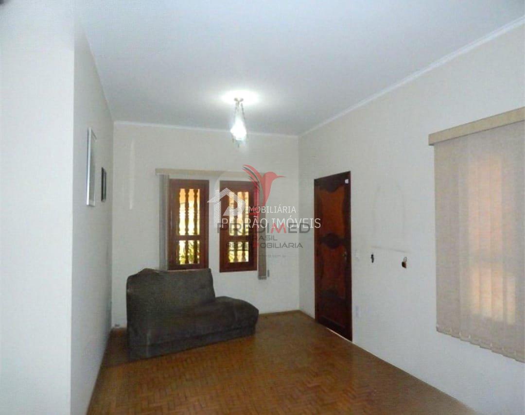 Casa de 3 quartos, 330m&sup2; no bairro Jardim Morumbi, em Len&ccedil;&oacute;is Paulista  Lençóis Paulista - 