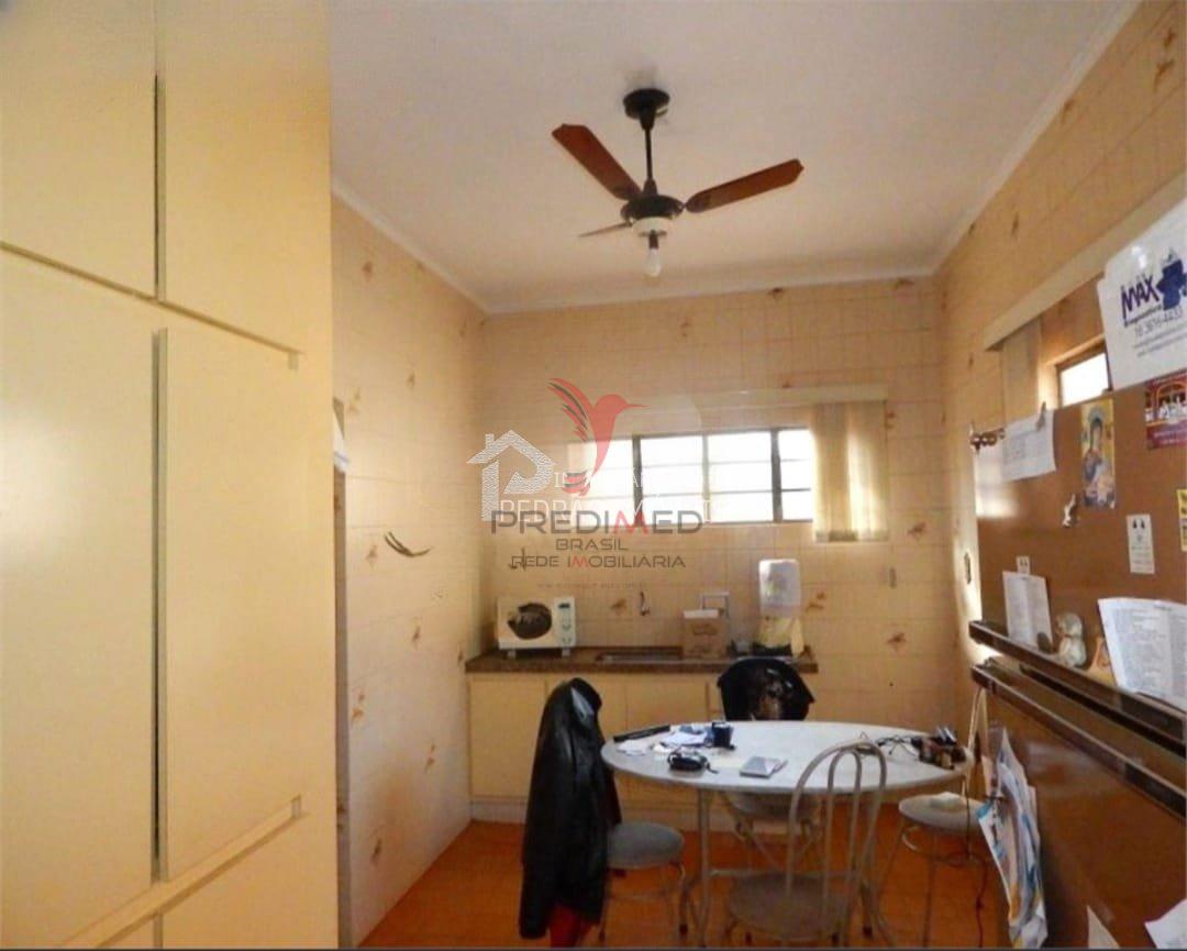 Casa de 3 quartos, 330m&sup2; no bairro Jardim Morumbi, em Len&ccedil;&oacute;is Paulista  Lençóis Paulista - 