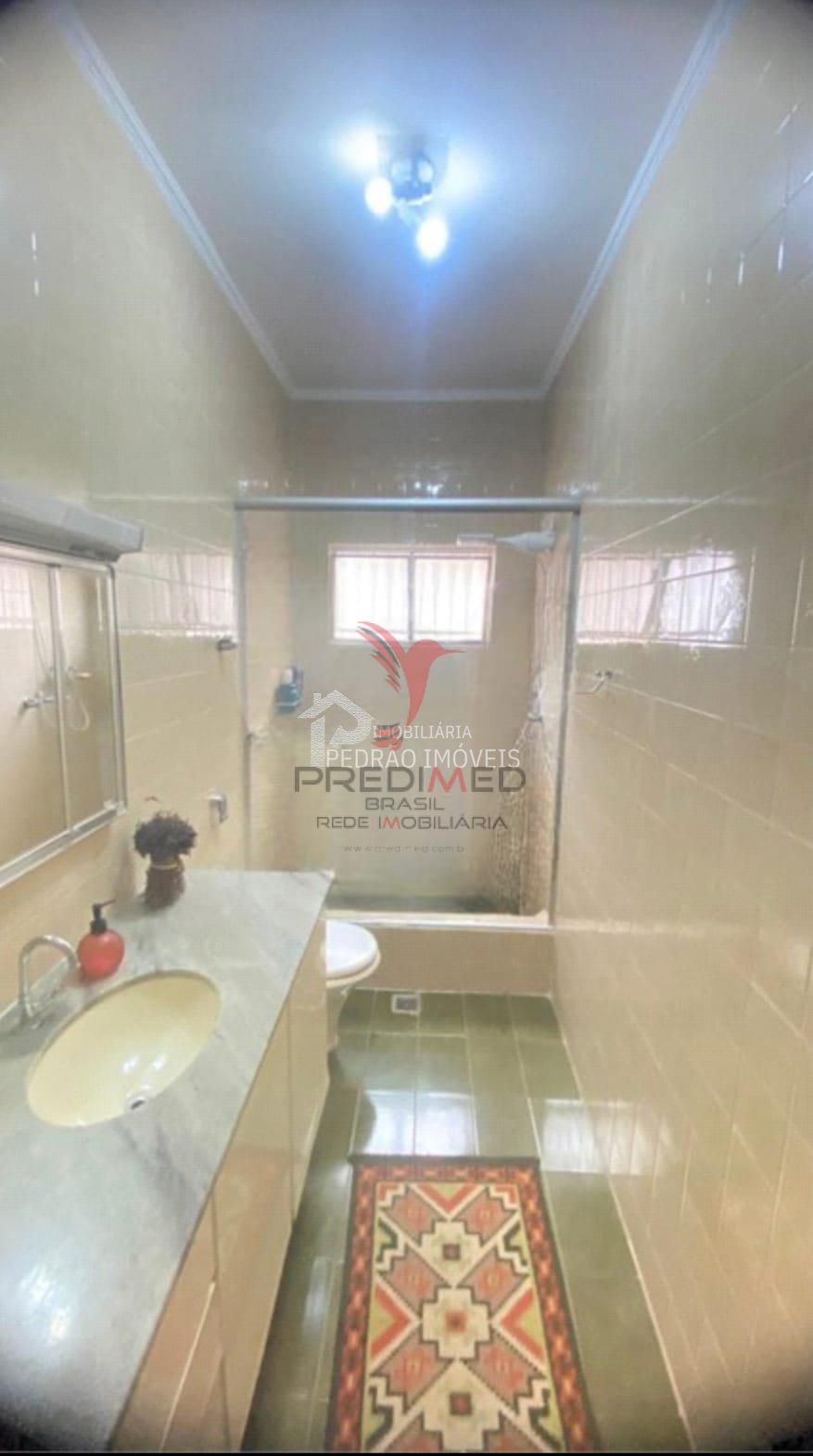 Casa de 3 quartos, 186m&sup2; no bairro Parque Residencial S&atilde;o Jos&eacute;, em Len&ccedil;&oacute;is Paulista  Lençóis Paulista - 