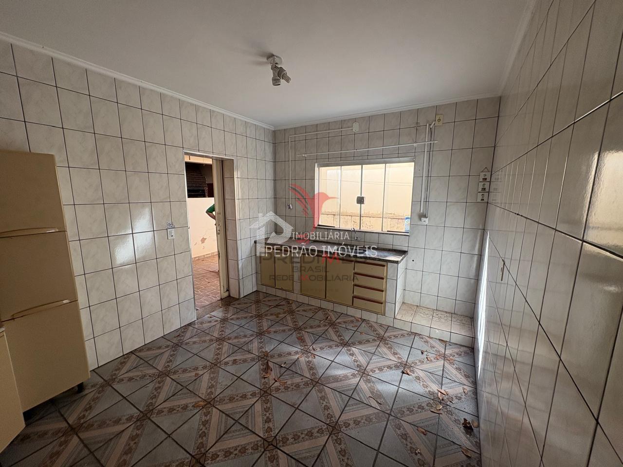 Sobrado de 2 quartos, 158m&sup2; no bairro Parque Residencial Elizabeth, em Len&ccedil;&oacute;is Paulista  Lençóis Paulista - 
