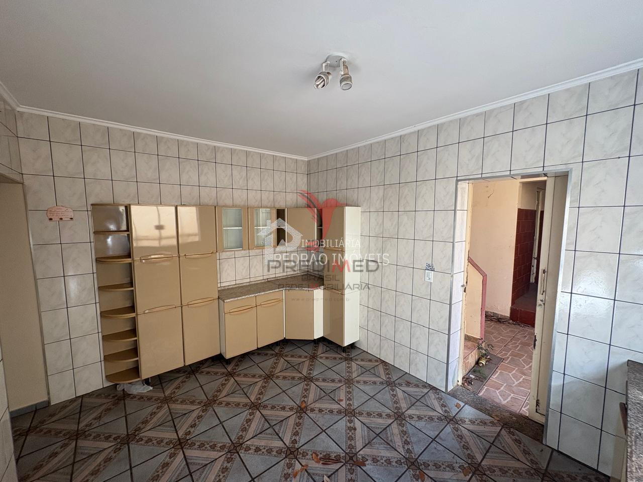 Sobrado de 2 quartos, 158m&sup2; no bairro Parque Residencial Elizabeth, em Len&ccedil;&oacute;is Paulista  Lençóis Paulista - 