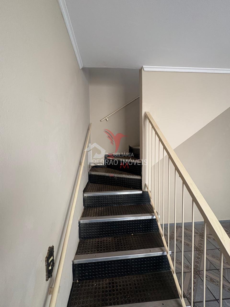 Sobrado de 2 quartos, 158m&sup2; no bairro Parque Residencial Elizabeth, em Len&ccedil;&oacute;is Paulista  Lençóis Paulista - 