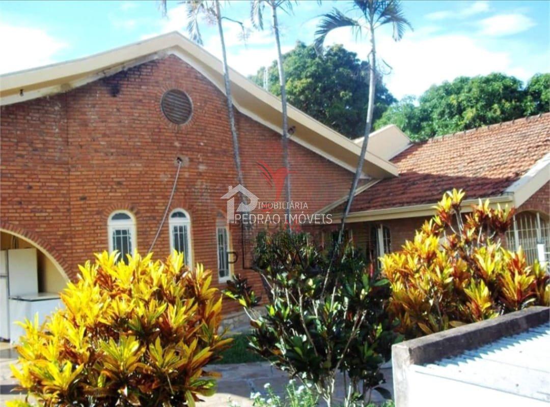 Fazenda/S&iacute;tios/Ch&aacute;caras de 3 quartos, 300m&sup2; no bairro Zona Rural, em Len&ccedil;&oacute;is Paulista  Lençóis Paulista - 