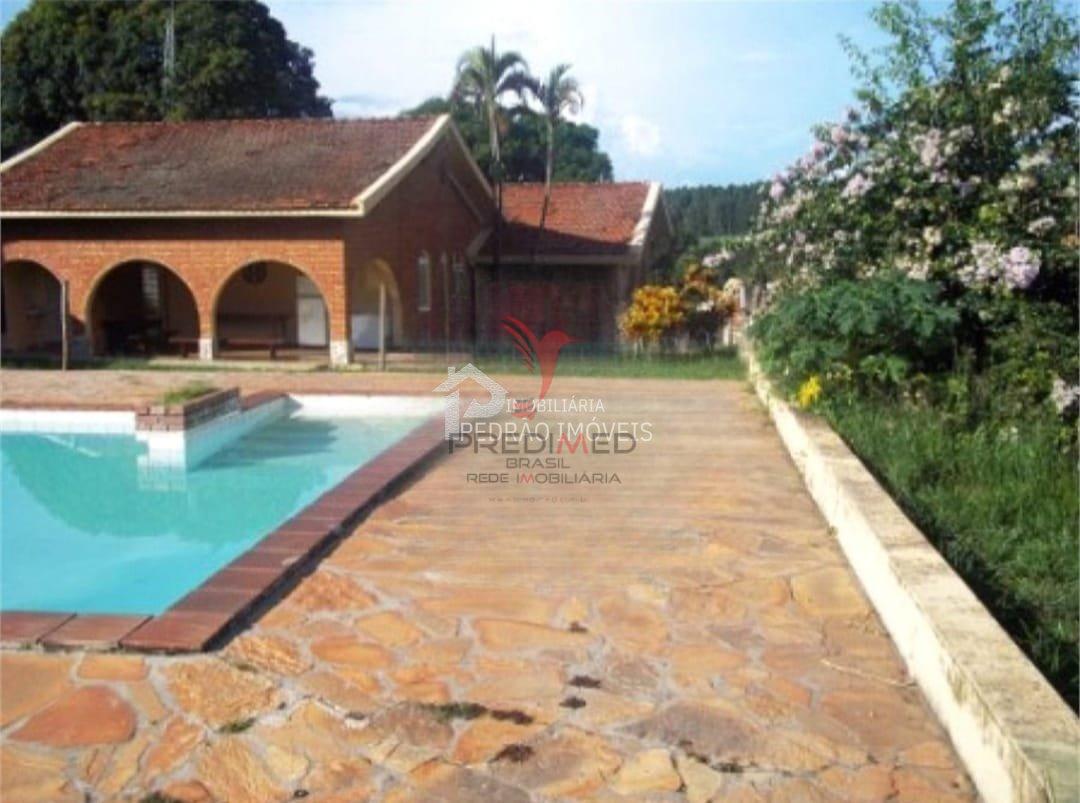 Fazenda/S&iacute;tios/Ch&aacute;caras de 3 quartos, 300m&sup2; no bairro Zona Rural, em Len&ccedil;&oacute;is Paulista  Lençóis Paulista - 
