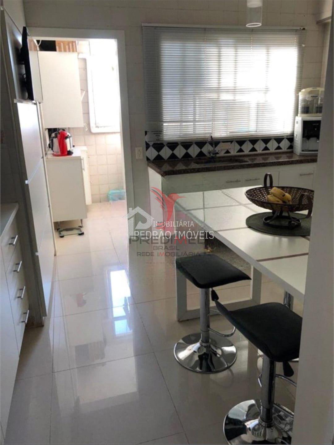 Apartamento de 3 quartos, 130m&sup2; no bairro Jardim Morumbi, em Len&ccedil;&oacute;is Paulista  Lençóis Paulista - 