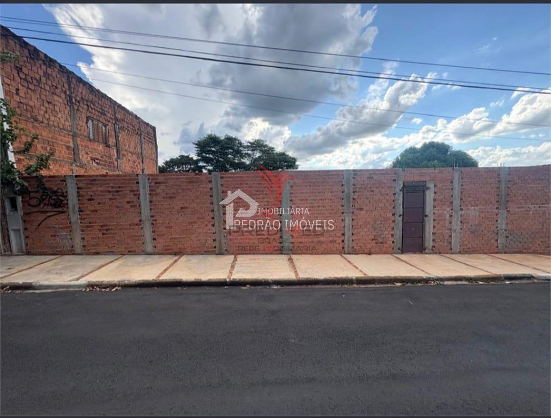 Lote/Terreno de 609m&sup2; no bairro Vila Mamedina, em Len&ccedil;&oacute;is Paulista  Lençóis Paulista - 
