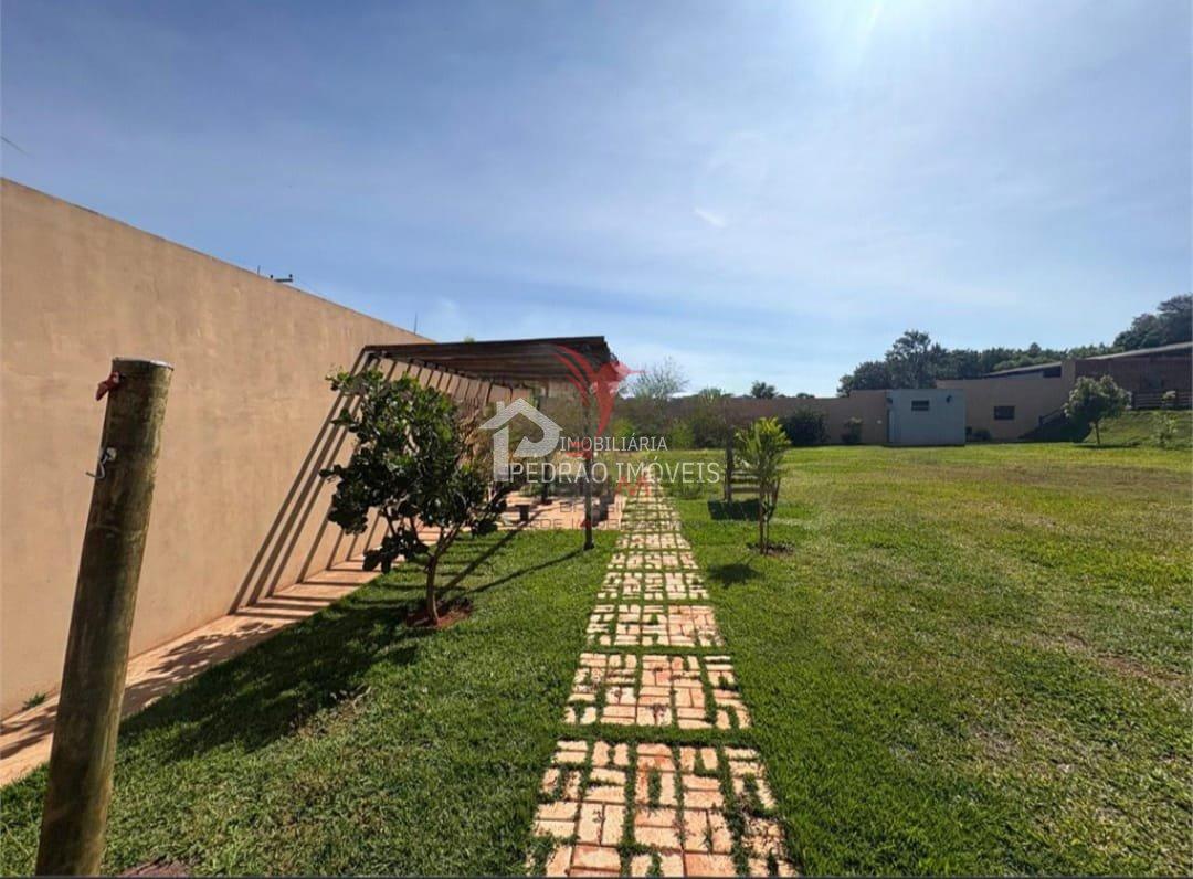 Fazenda/S&iacute;tios/Ch&aacute;caras de 2000m&sup2; no bairro Ch&aacute;caras Santo Ant&ocirc;nio, em Len&ccedil;&oacute;is Paulista  Lençóis Paulista - 