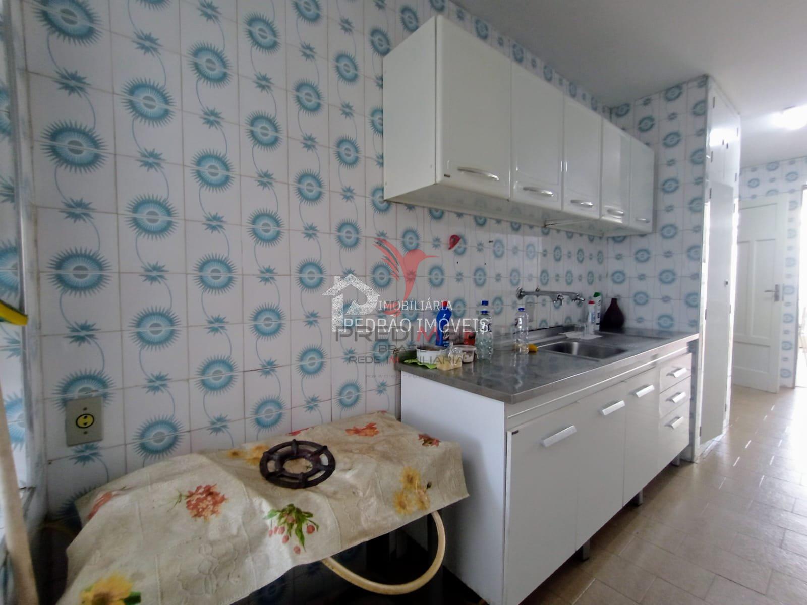 Casa de 4 quartos, 260m&sup2; no bairro Centro, em Len&ccedil;&oacute;is Paulista  Lençóis Paulista - 