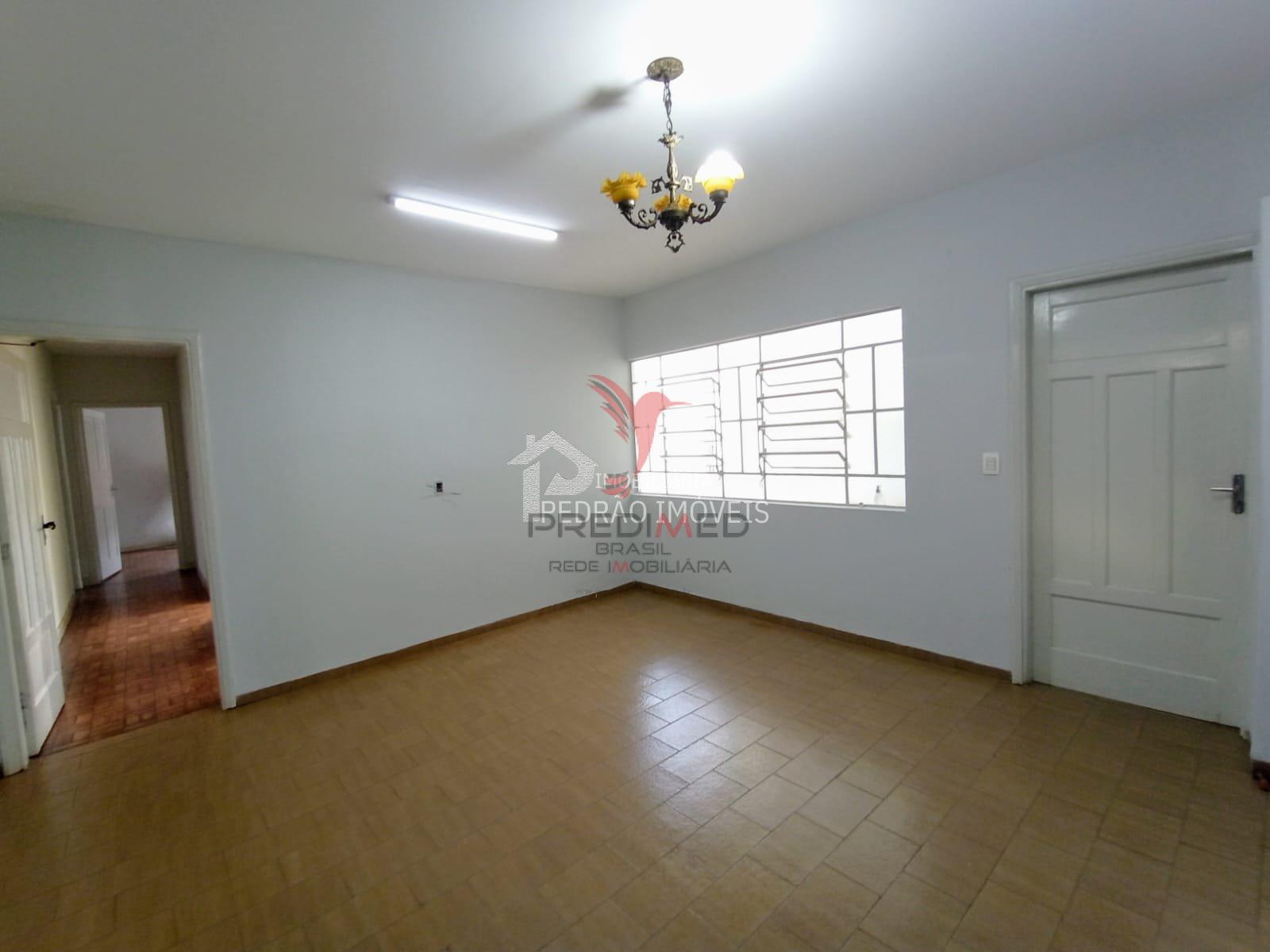 Casa de 4 quartos, 260m&sup2; no bairro Centro, em Len&ccedil;&oacute;is Paulista  Lençóis Paulista - 