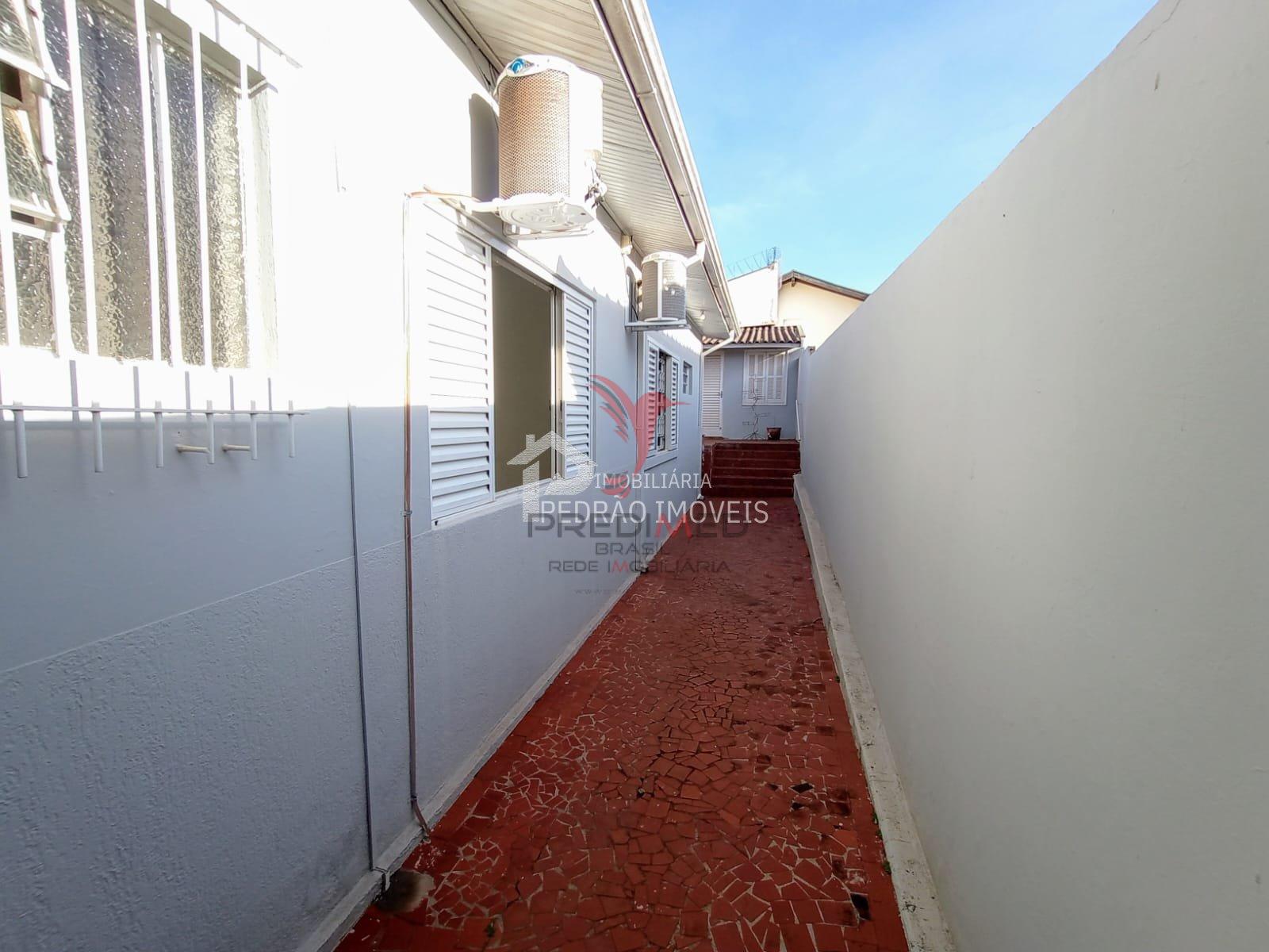 Casa de 4 quartos, 260m&sup2; no bairro Centro, em Len&ccedil;&oacute;is Paulista  Lençóis Paulista - 