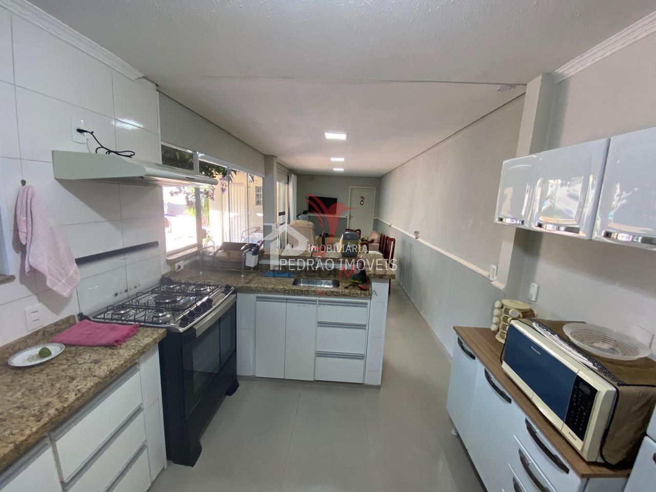 Sobrado de 3 quartos, 200m&sup2; no bairro Vila Santa Cec&iacute;lia, em Len&ccedil;&oacute;is Paulista  Lençóis Paulista - 