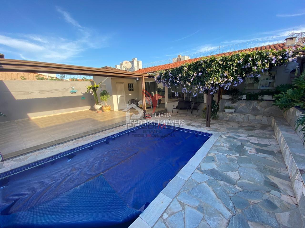 Sobrado de 3 quartos, 200m&sup2; no bairro Vila Santa Cec&iacute;lia, em Len&ccedil;&oacute;is Paulista  Lençóis Paulista - 