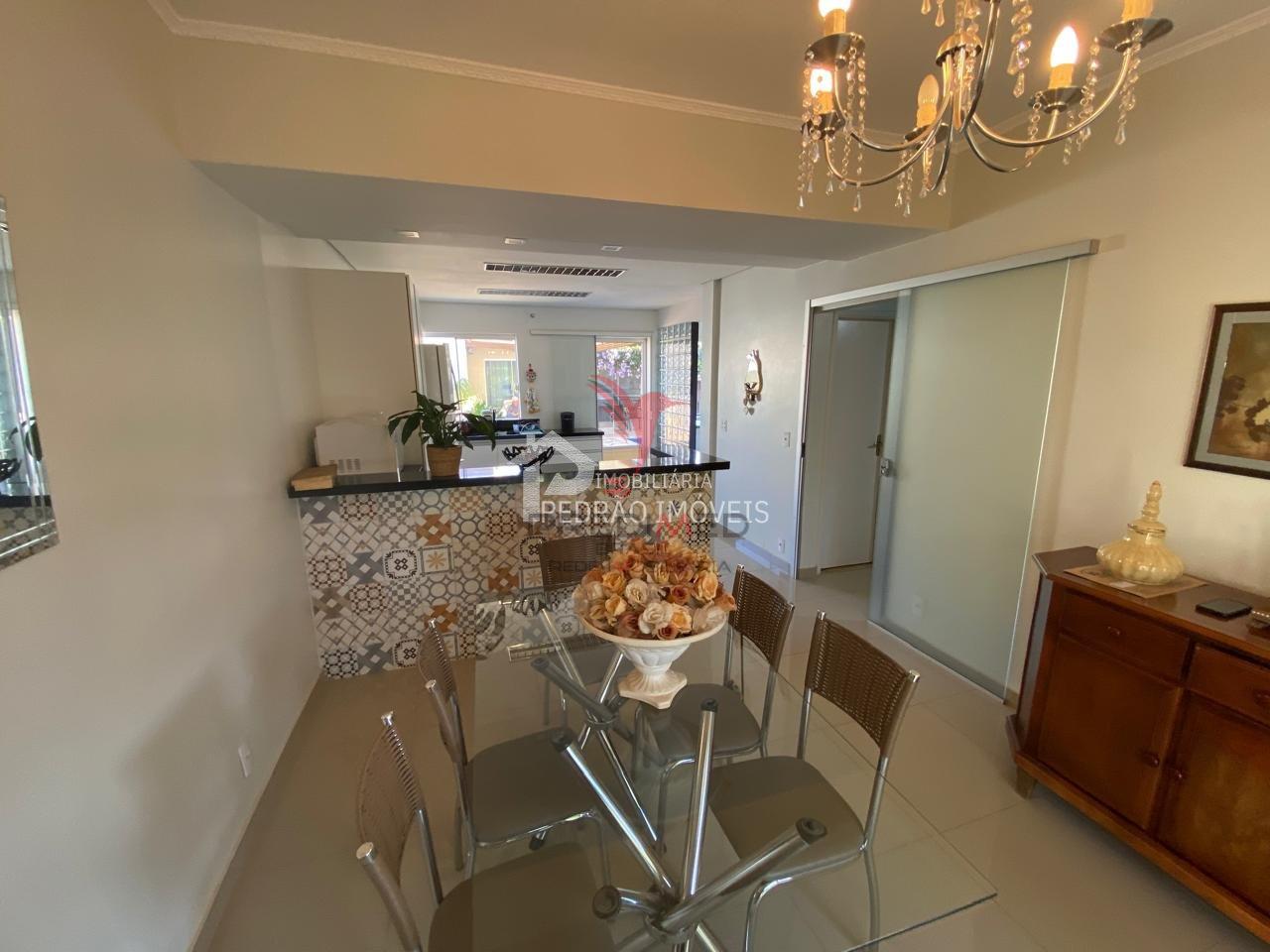 Sobrado de 3 quartos, 200m&sup2; no bairro Vila Santa Cec&iacute;lia, em Len&ccedil;&oacute;is Paulista  Lençóis Paulista - 