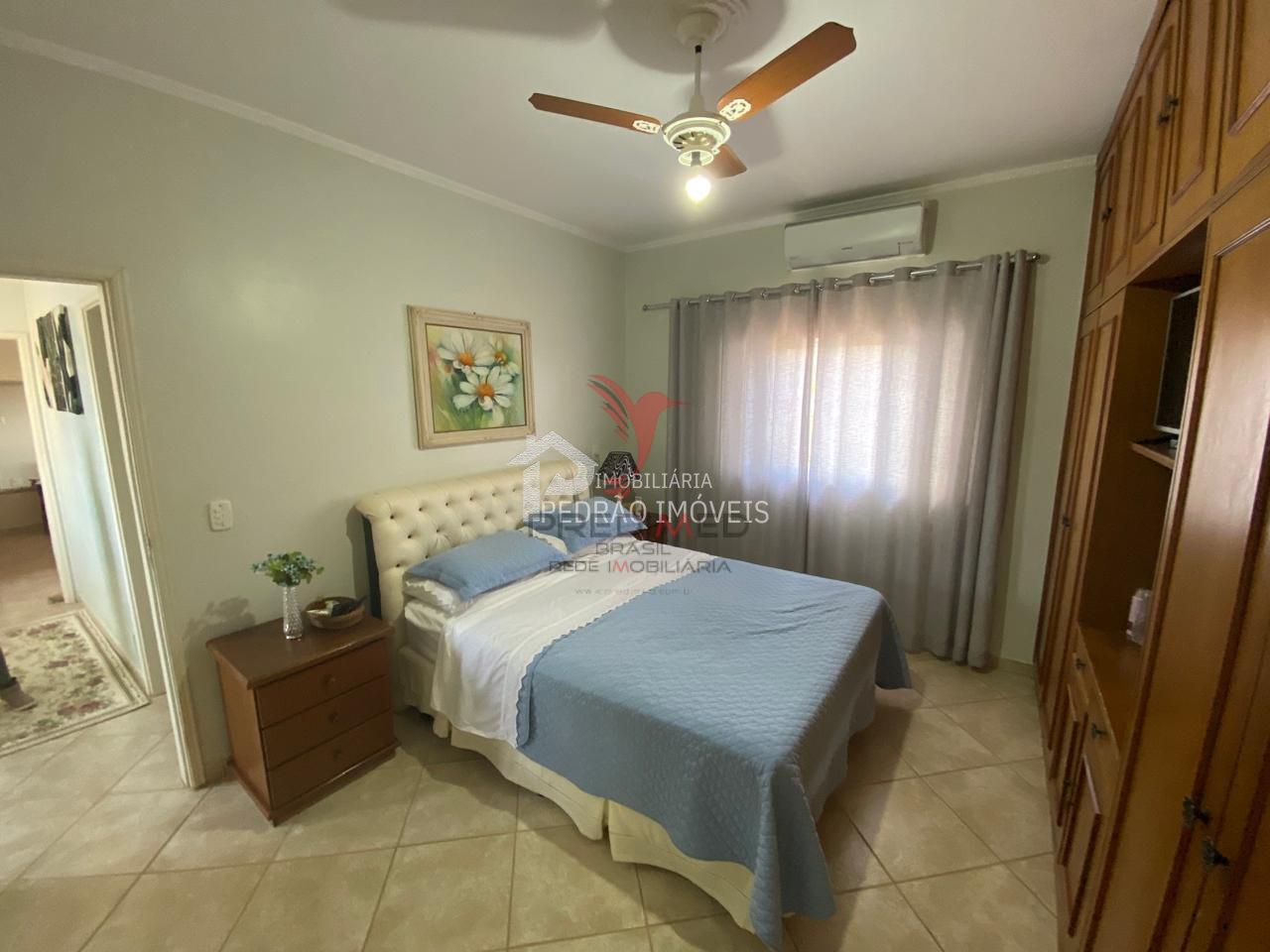 Sobrado de 3 quartos, 200m&sup2; no bairro Vila Santa Cec&iacute;lia, em Len&ccedil;&oacute;is Paulista  Lençóis Paulista - 