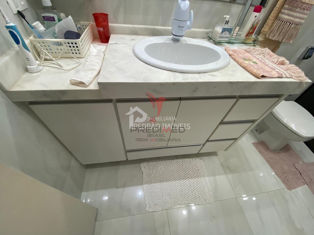 Sobrado de 3 quartos, 200m&sup2; no bairro Vila Santa Cec&iacute;lia, em Len&ccedil;&oacute;is Paulista  Lençóis Paulista - 