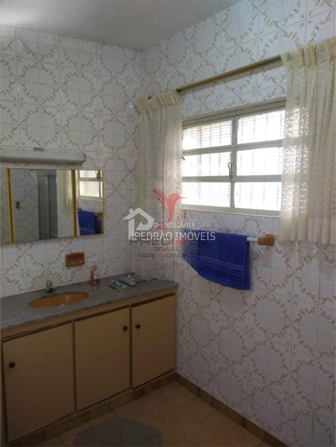 Casa de 2 quartos, 259m&sup2; no bairro Centro, em Len&ccedil;&oacute;is Paulista  Lençóis Paulista - 